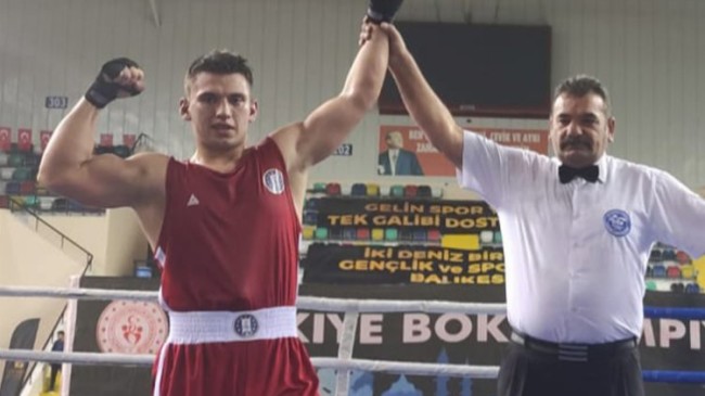 Kütahyalı boksçu Türkiye üçüncüsü oldu