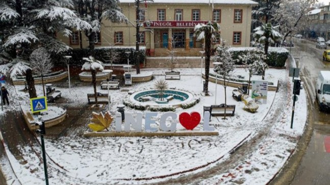 Bursa’da İnegöl ‘kar’ı hazır kıta bekliyor!