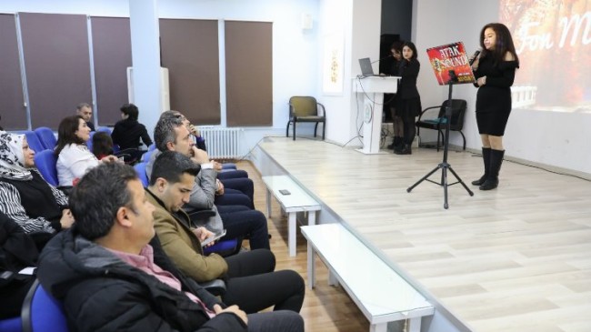 Mardin’de öğrenci ve veliler birlikte şiir okudu
