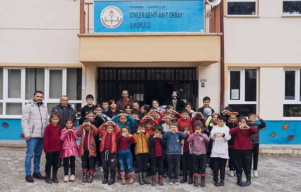 Çocukların Mutluluğu Yılbaşı Hediyesi Oldu